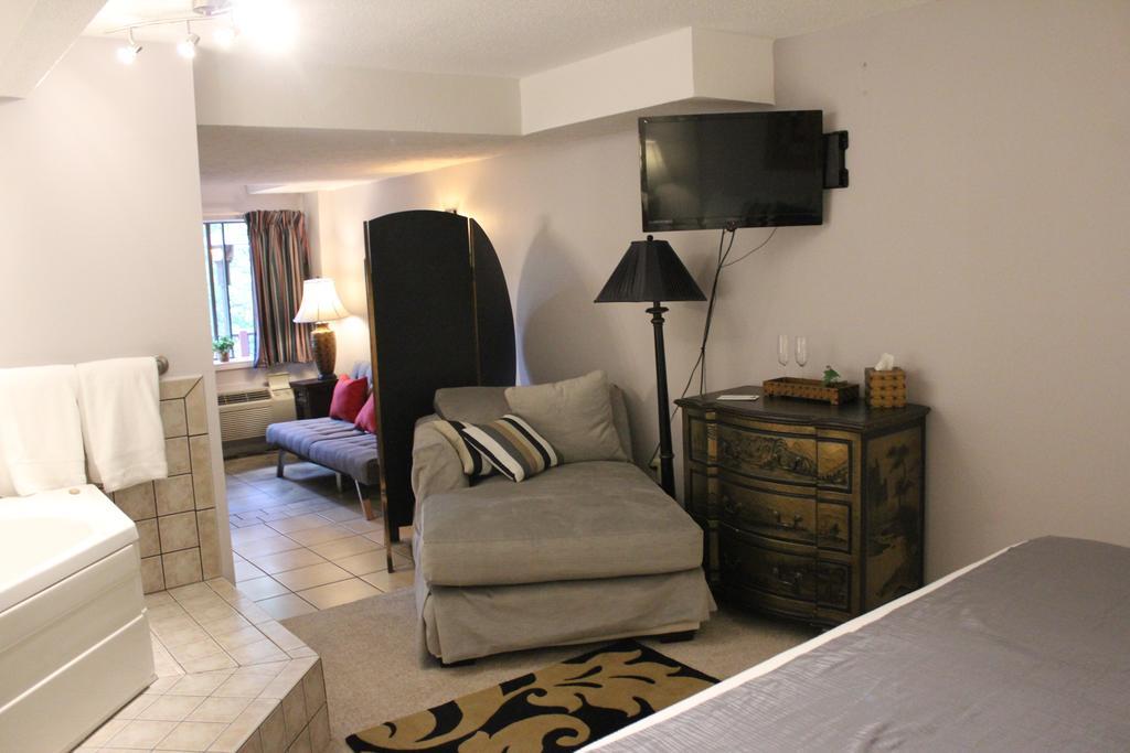 יוריקה ספרינגס Brydan Suites מראה חיצוני תמונה